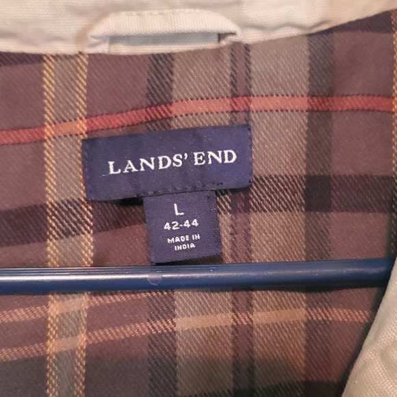 LANDS END tan outdoor jacket - Picture 2 of 3